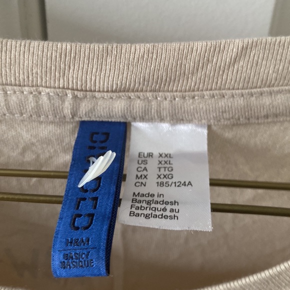 H&M Tee - Picture 2 of 3